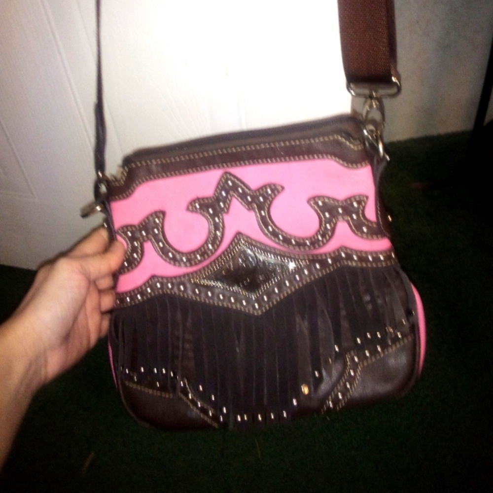 Ladies Fringe Montana Purse.